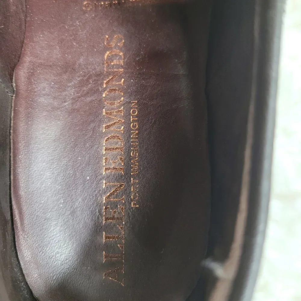 Allen Edmonds Strandmok Mens Size 8 D  Brown Nubuck Suede Dainite Rubber Sole